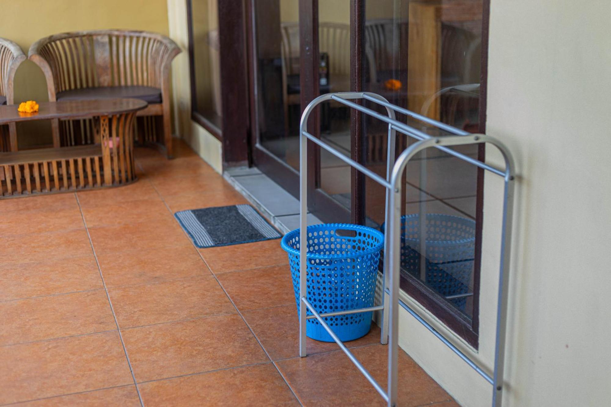 Guest house Kutuh 4*